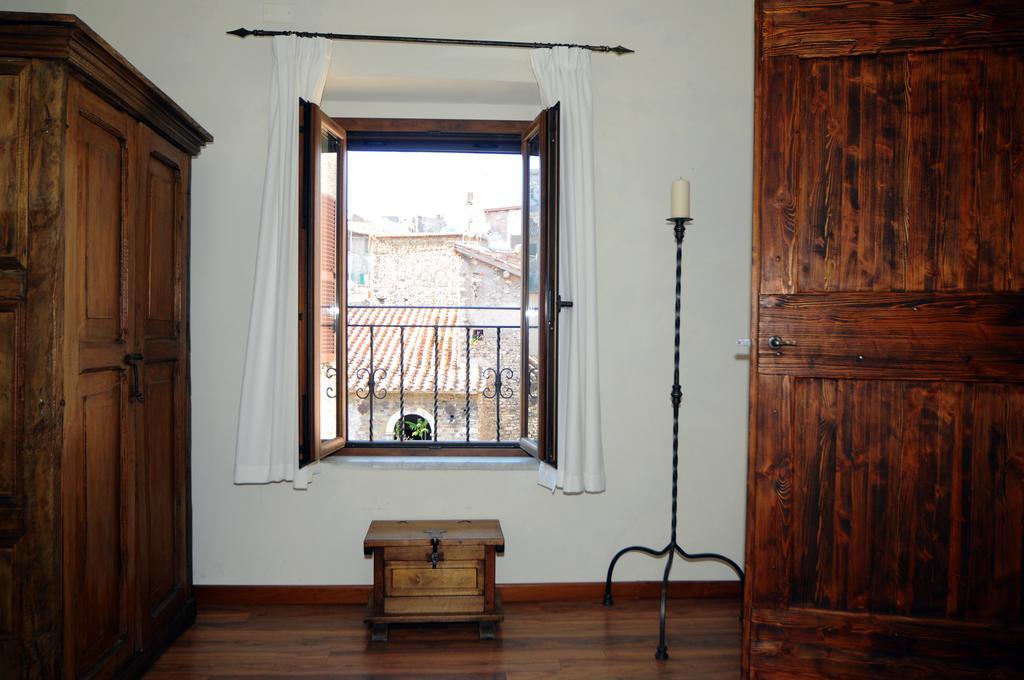 La Dimora Del Ghibellino Villa Tivoli Bilik gambar