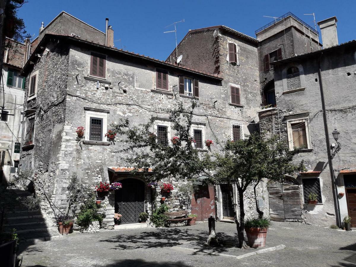 La Dimora Del Ghibellino Villa Tivoli Luaran gambar
